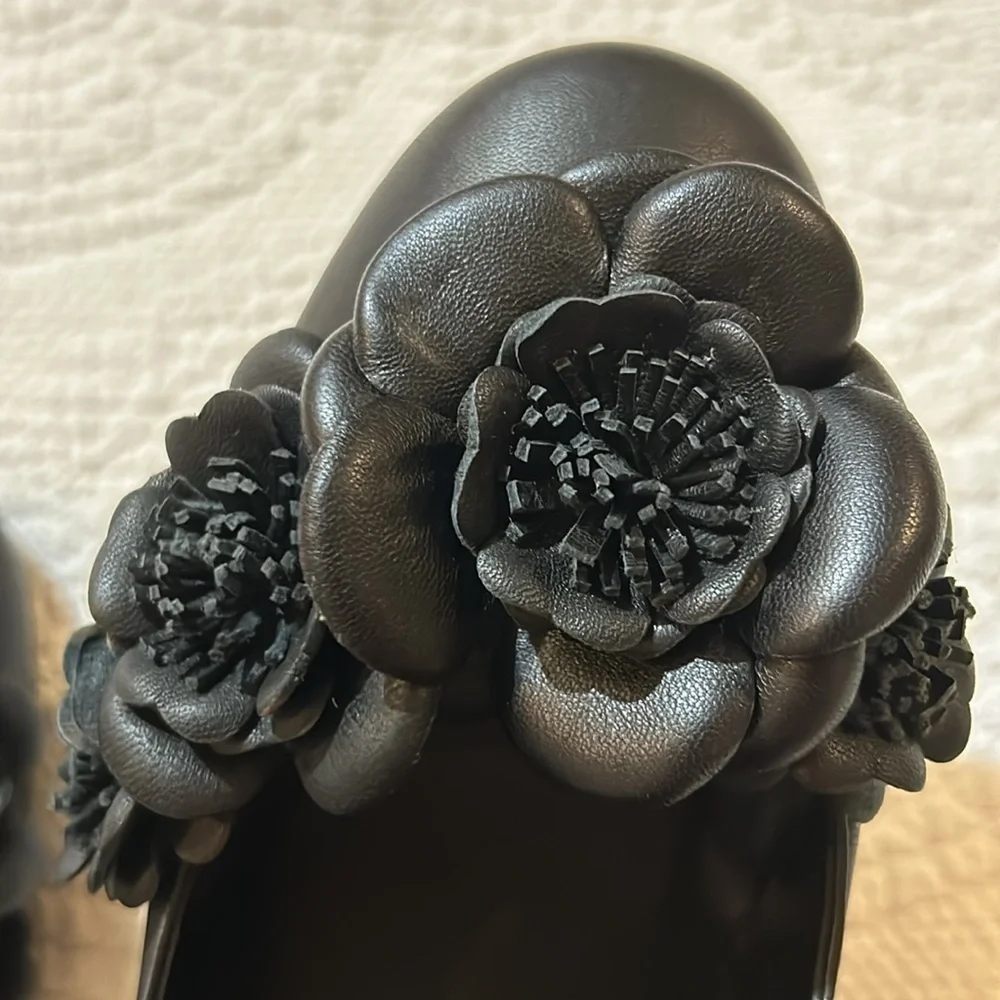 Daniele Ancarni leather heels. NEW. EU41